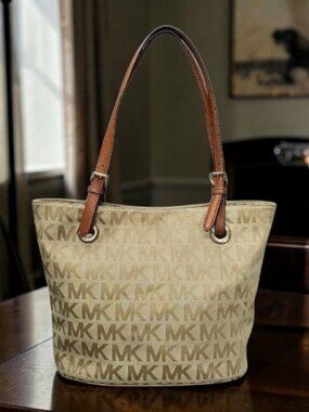 Michael Kors Jet Set Monogram Canvas Leather Boho Tote Shoulder Bag COA Beige
